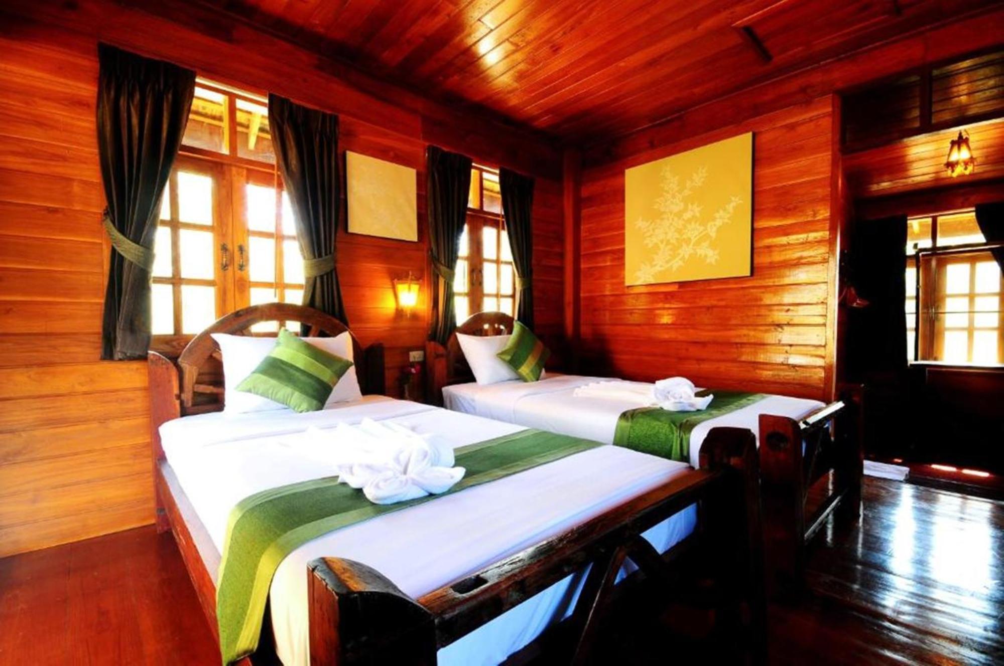 Aurora Resort Kanchanaburi Buitenkant foto