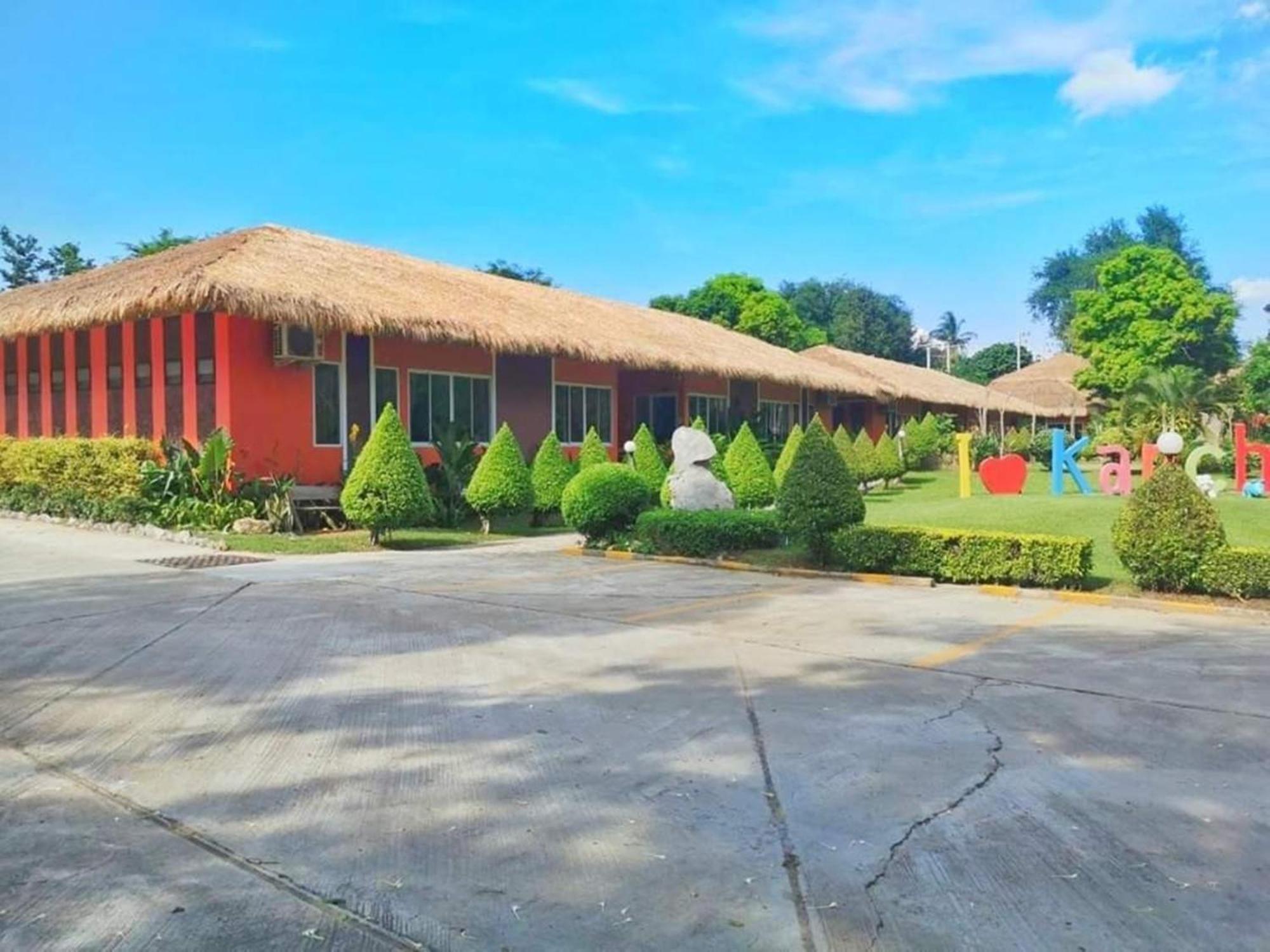 Aurora Resort Kanchanaburi Buitenkant foto