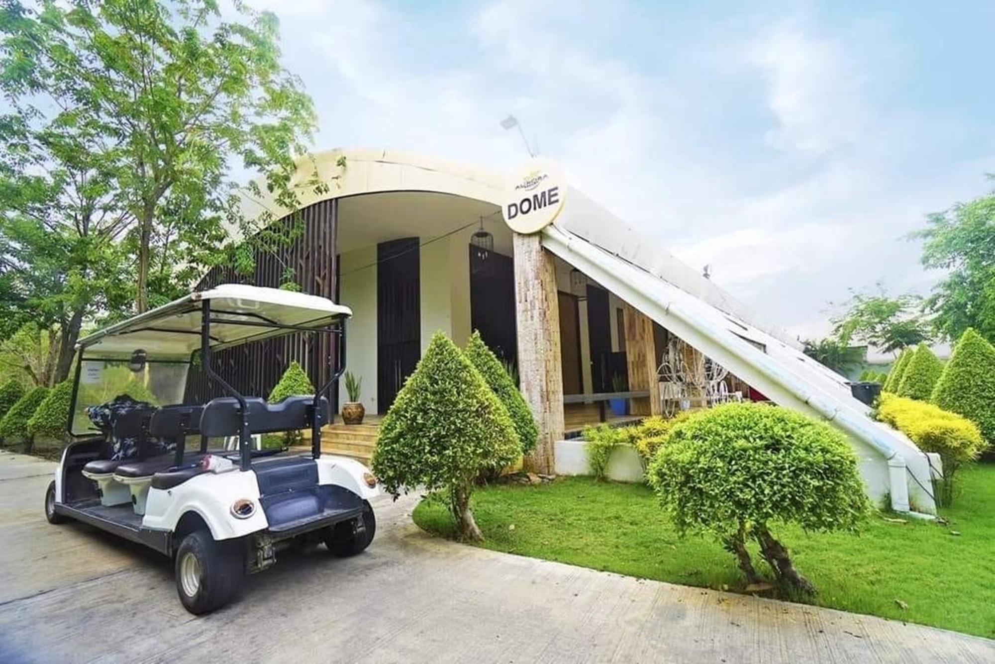 Aurora Resort Kanchanaburi Buitenkant foto