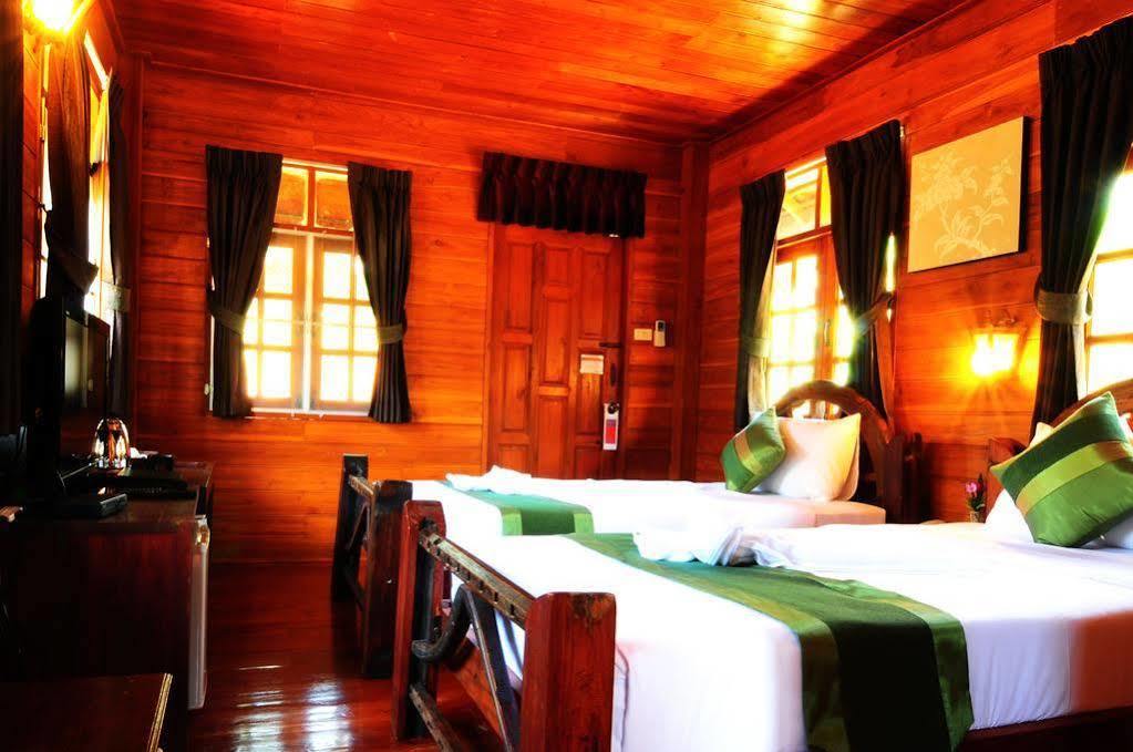 Aurora Resort Kanchanaburi Buitenkant foto